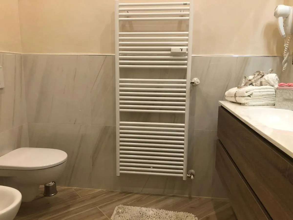 Old Town Apartment Sirmione 0*,