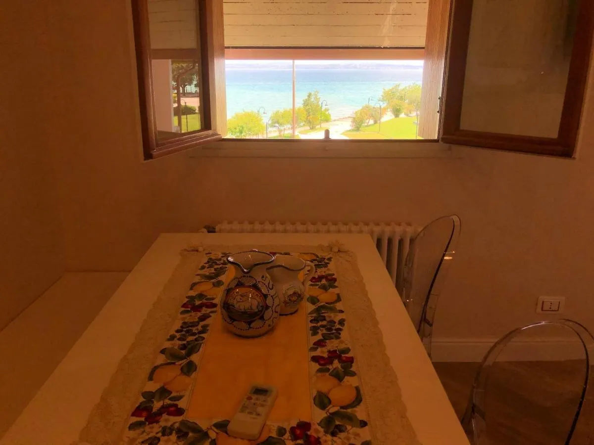 Old Town Apartment Sirmione