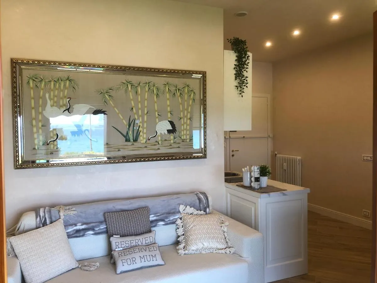 Old Town Apartment Sirmione